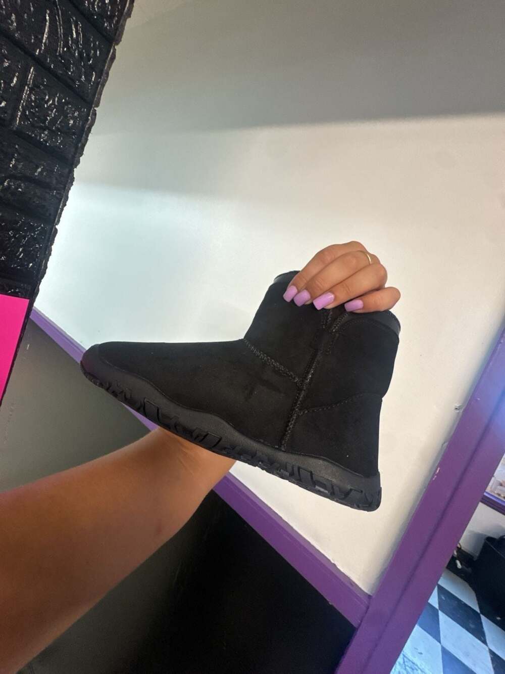 Boots - Picture 6 of 6